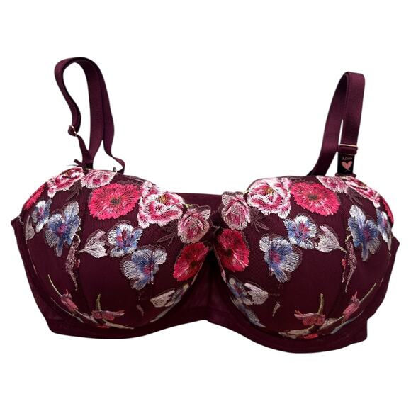 Victoria's Secret Dream Angels Embroidery Push-Up Bra, 32DD - Picture 1 of 10